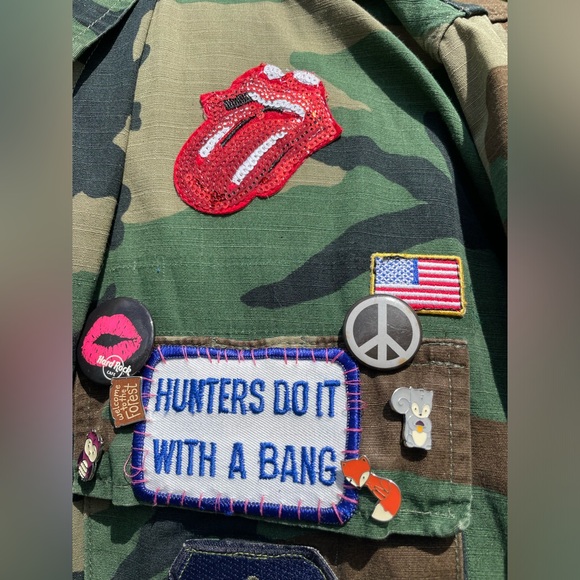 Upcycled Handmade By ME Vintage Army Fatigue Camo Jacket Bling Patches Pins - Picture 6 of 17